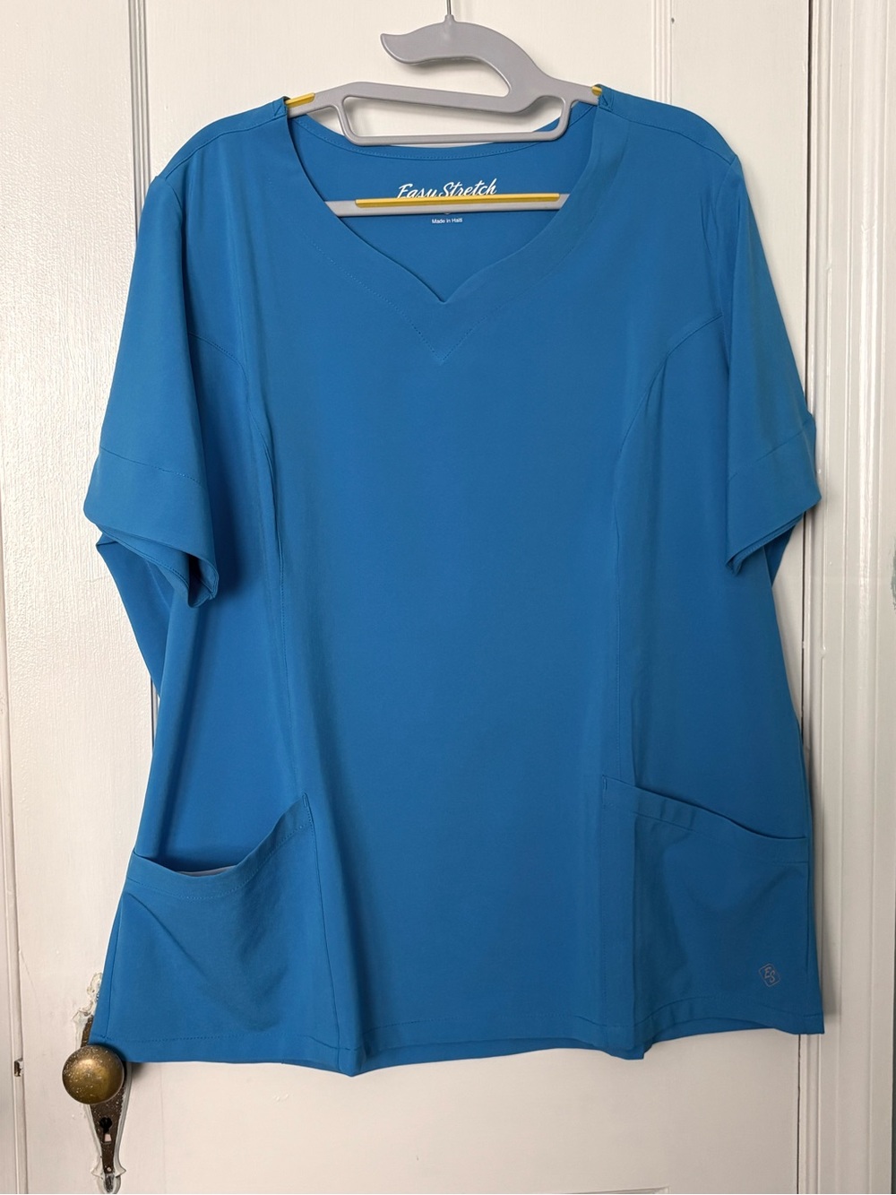 Women’s Short-Sleeve Notch Neck Medical Top in Bright Blue - Picture 3 of 5